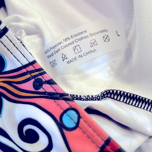 NEW-Floral Print-Gold Chain Linked Shoulder-1
Piece Swimsuit-Multicolor-L (8/12) - Picture 6 of 6